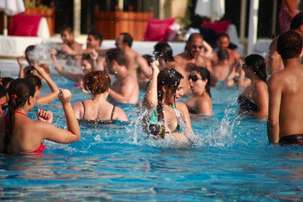 Dry Dry Dry Foam Party Part 1